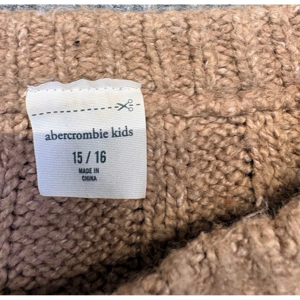 Abercrombie Kids Tan Cable Knit Sweater and Dark Wash Jeans Set Size 15/16